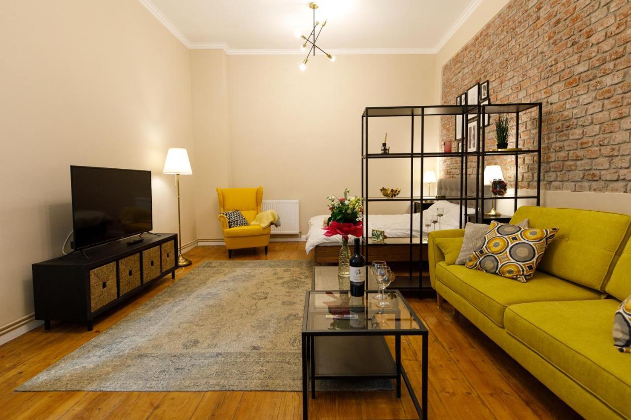 Stylish Flat In The Heart Of Historical Center Leilighet Timişoara Eksteriør bilde