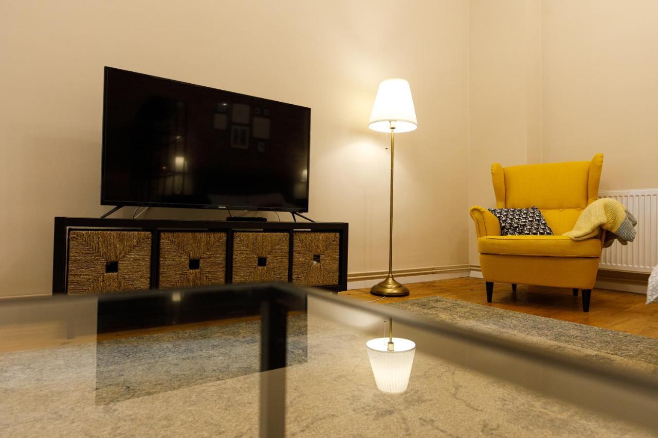 Stylish Flat In The Heart Of Historical Center Leilighet Timişoara Eksteriør bilde